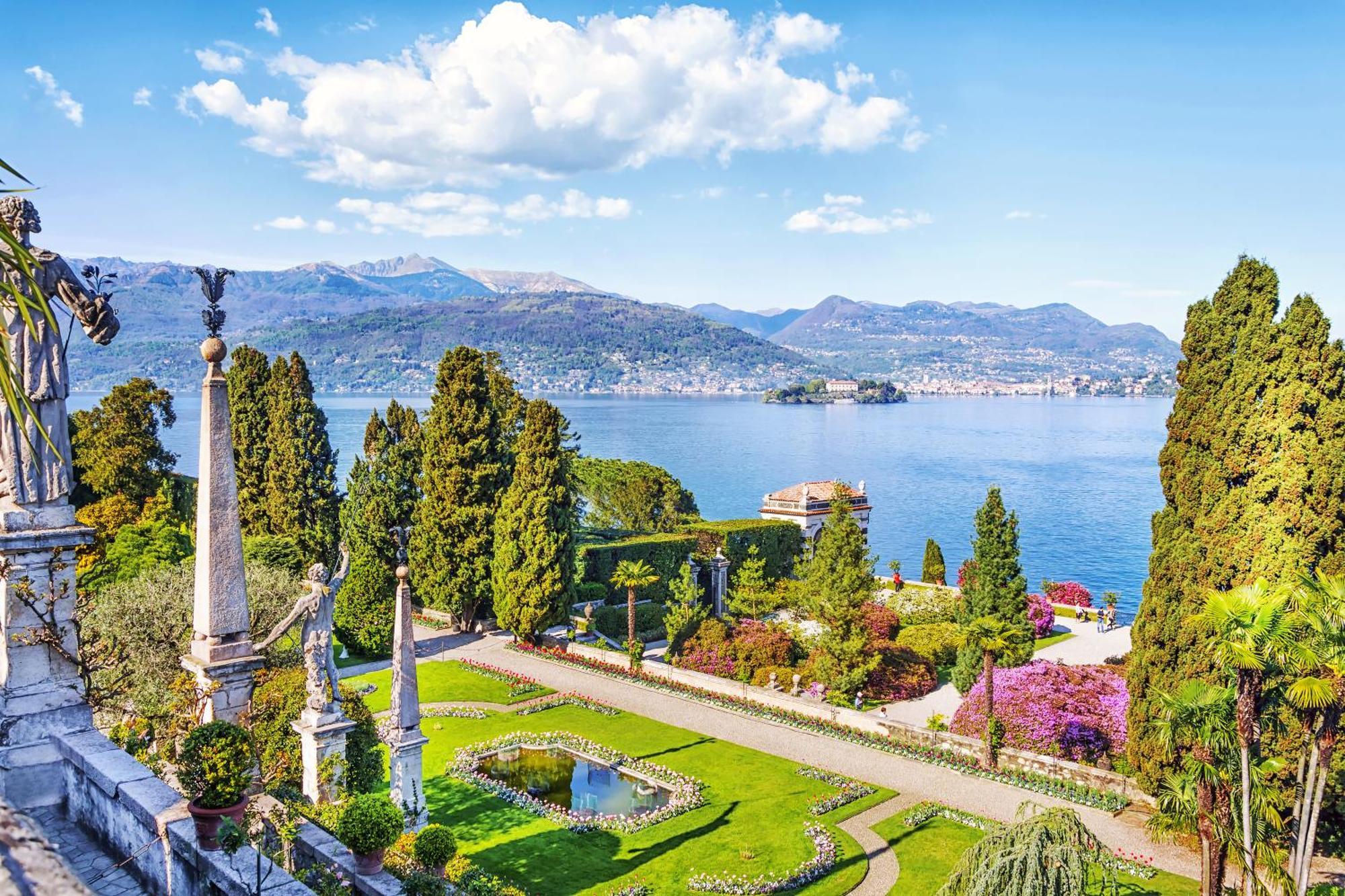 Residenza Oleandro Lake View Luino Center - Happy Rentals エクステリア 写真